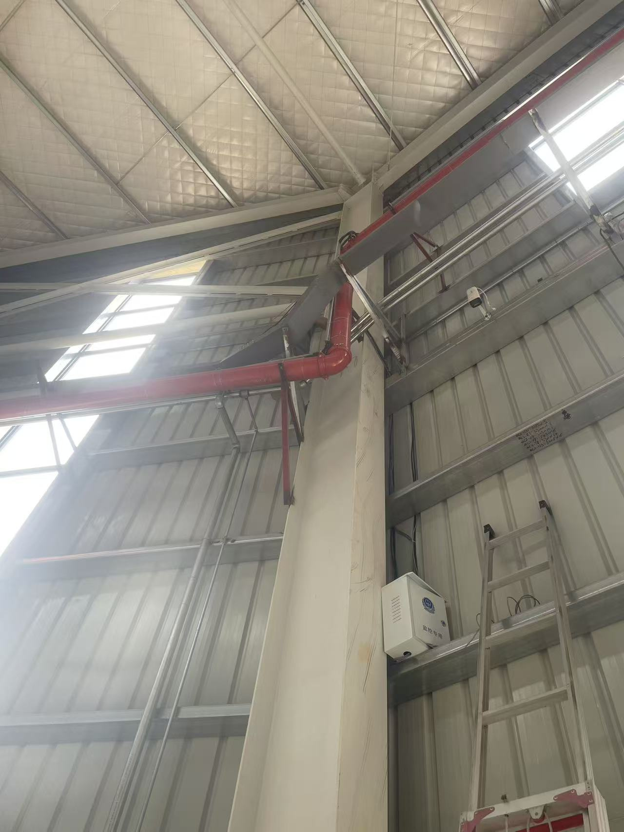 杨林工业园区森利来锅炉房TP球机安装现场实拍