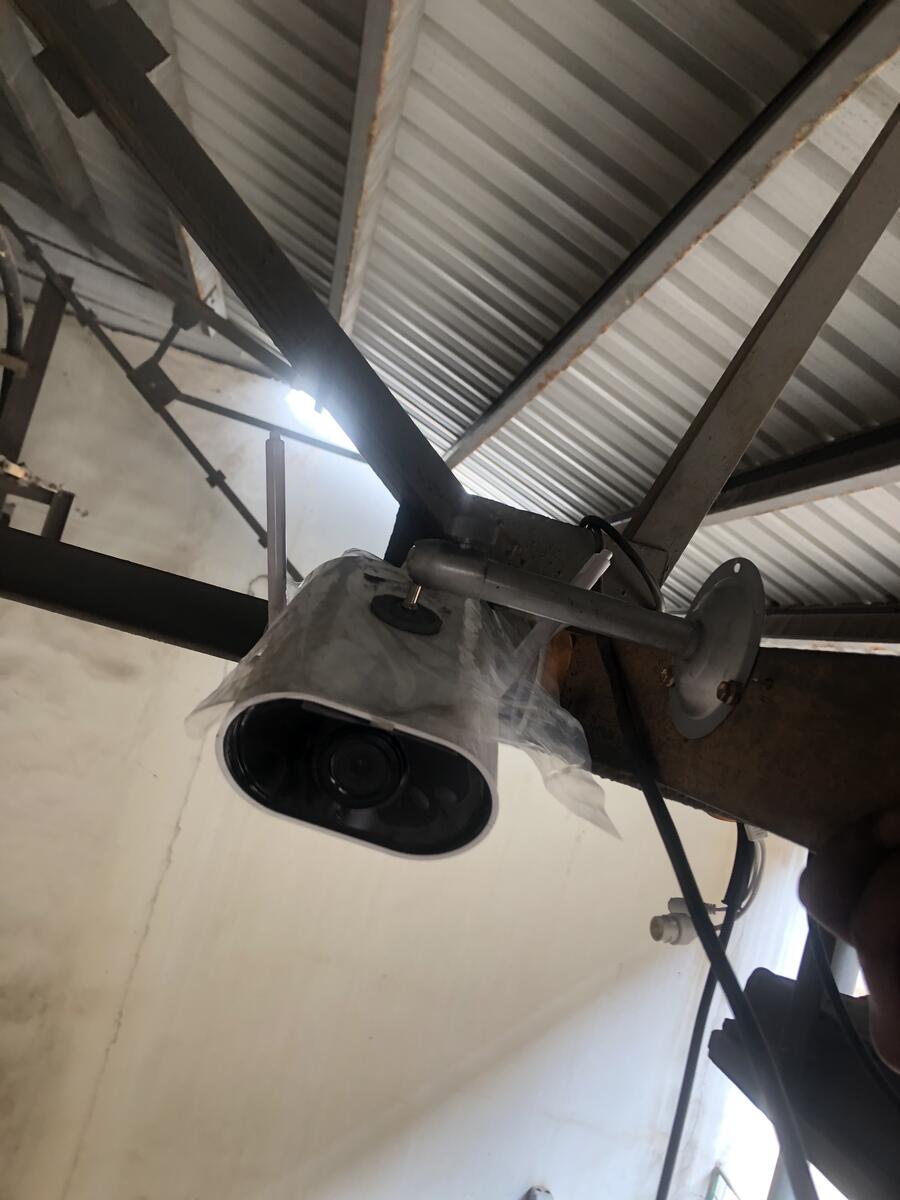 昆明杨林经开区奥云焊材厂房萤石工业监控与无线网桥工程现场实拍