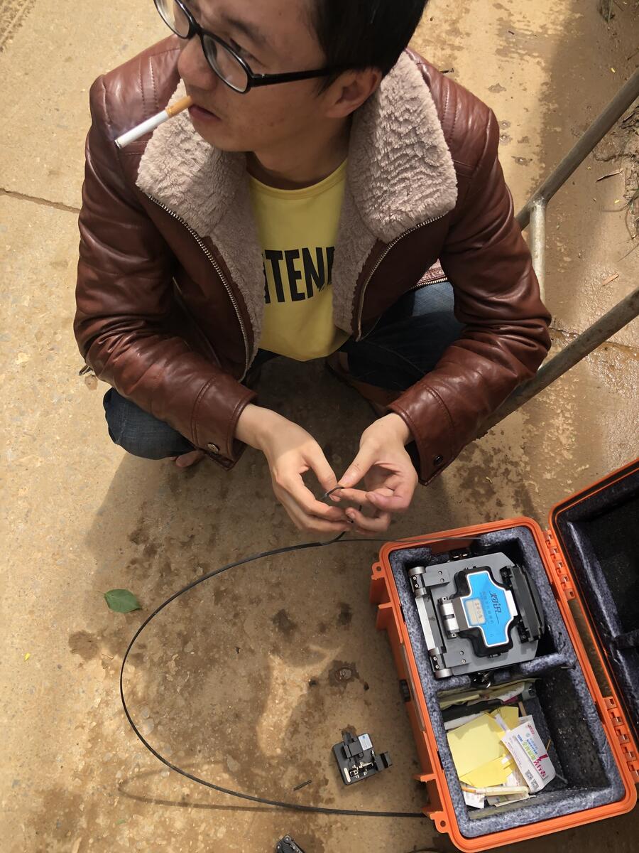 昆明杨林大树营居委会公共安全监控安装与维保工程现场实拍