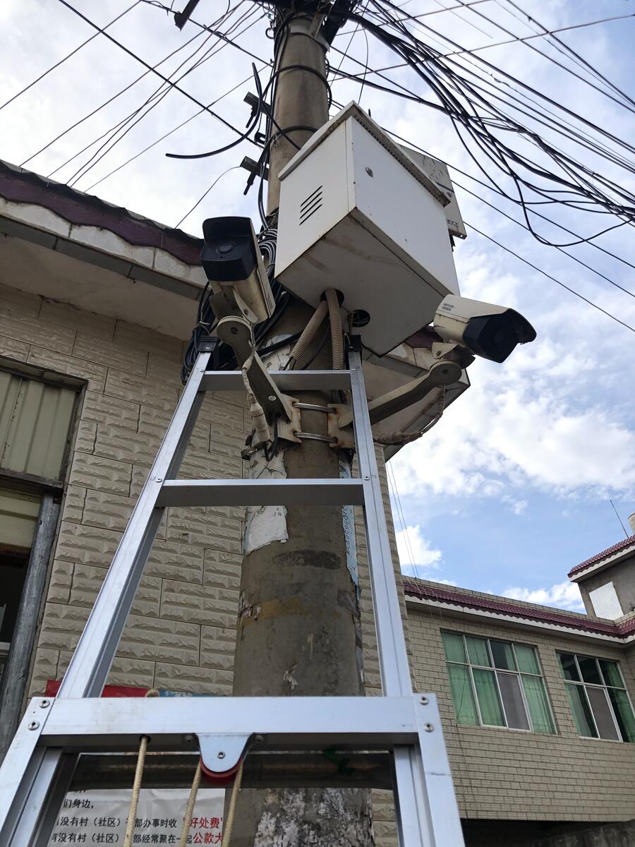 昆明杨林龙保社区视频安防监控系统故障排查与维保现场实拍