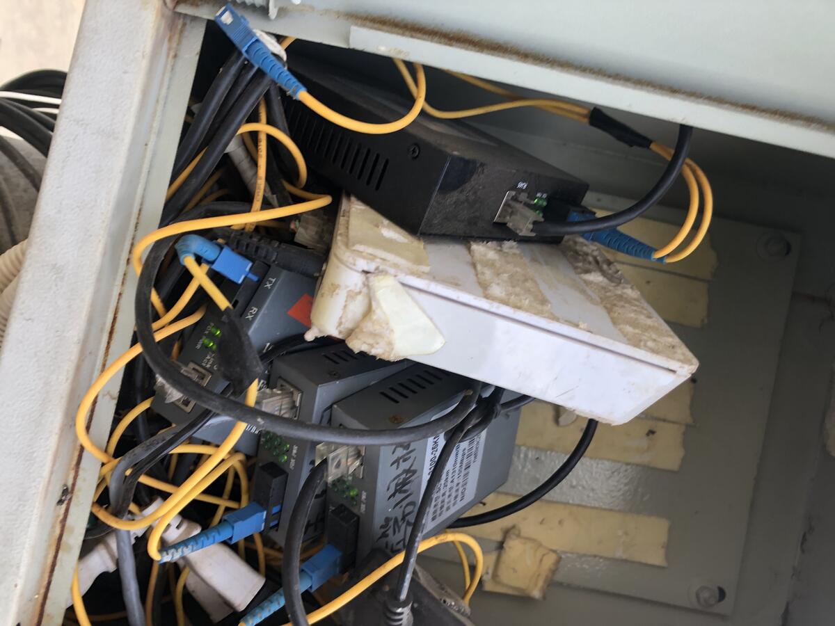昆明杨林龙保社区视频安防监控系统故障排查与维保现场实拍