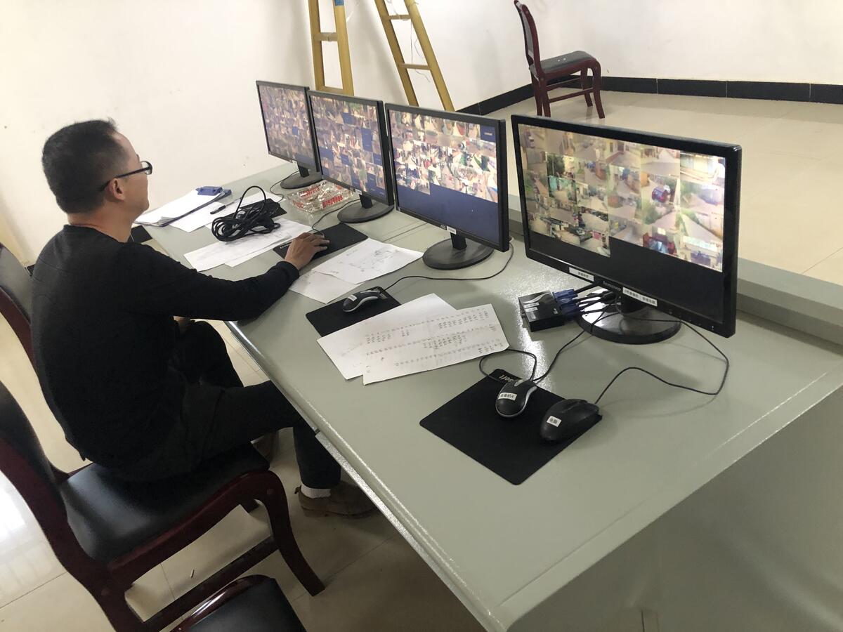 昆明杨林龙保居委会多点位监控系统检修维护工程现场实拍