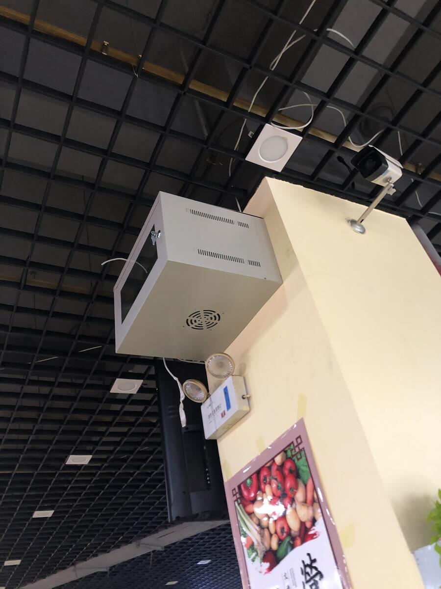 昆明海源学院杨林校区二食堂明厨亮灶食品安全监控工程现场实拍